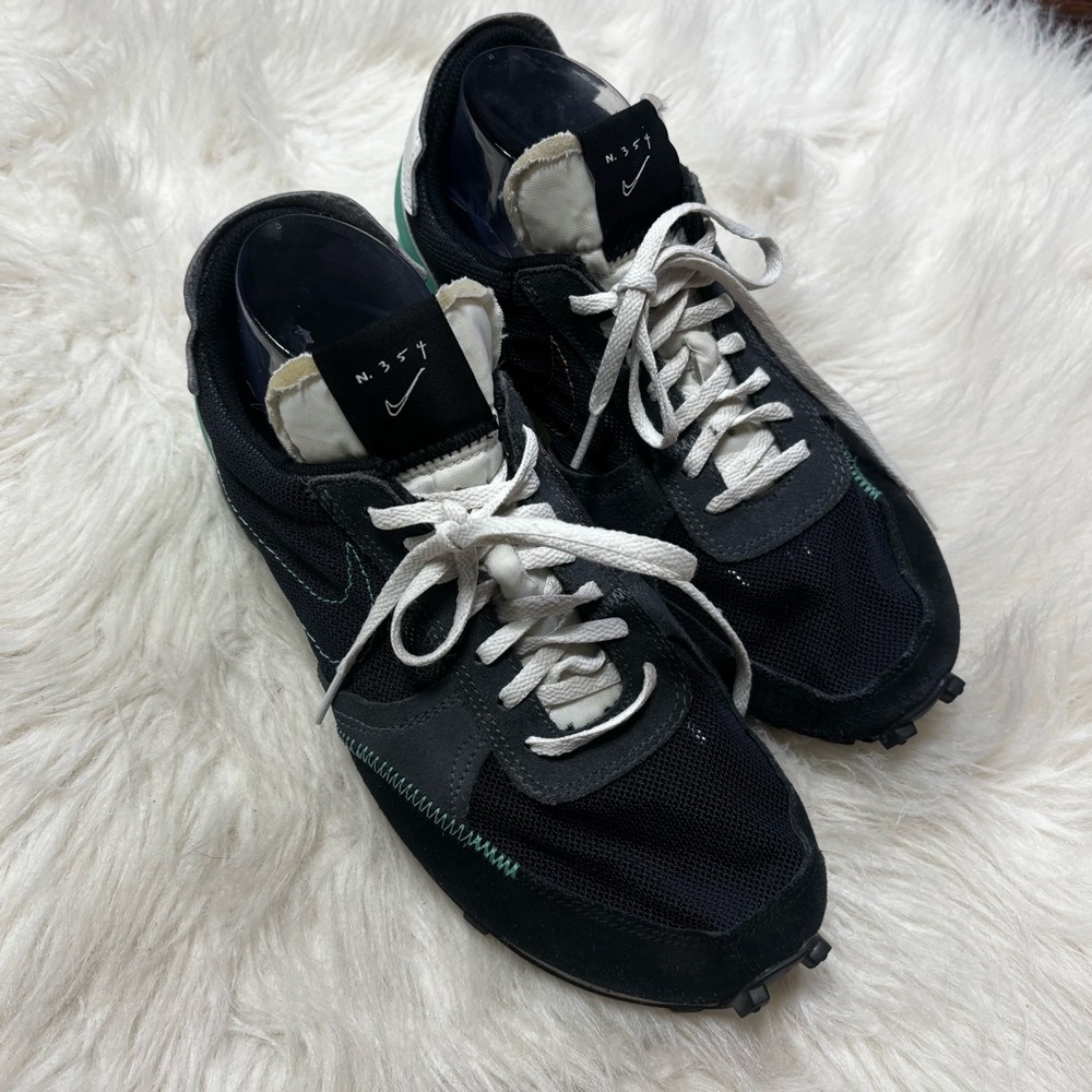 Nike Daybreak-Type "Anthracite Menta" Mesh Sneaker size men’s 9.5